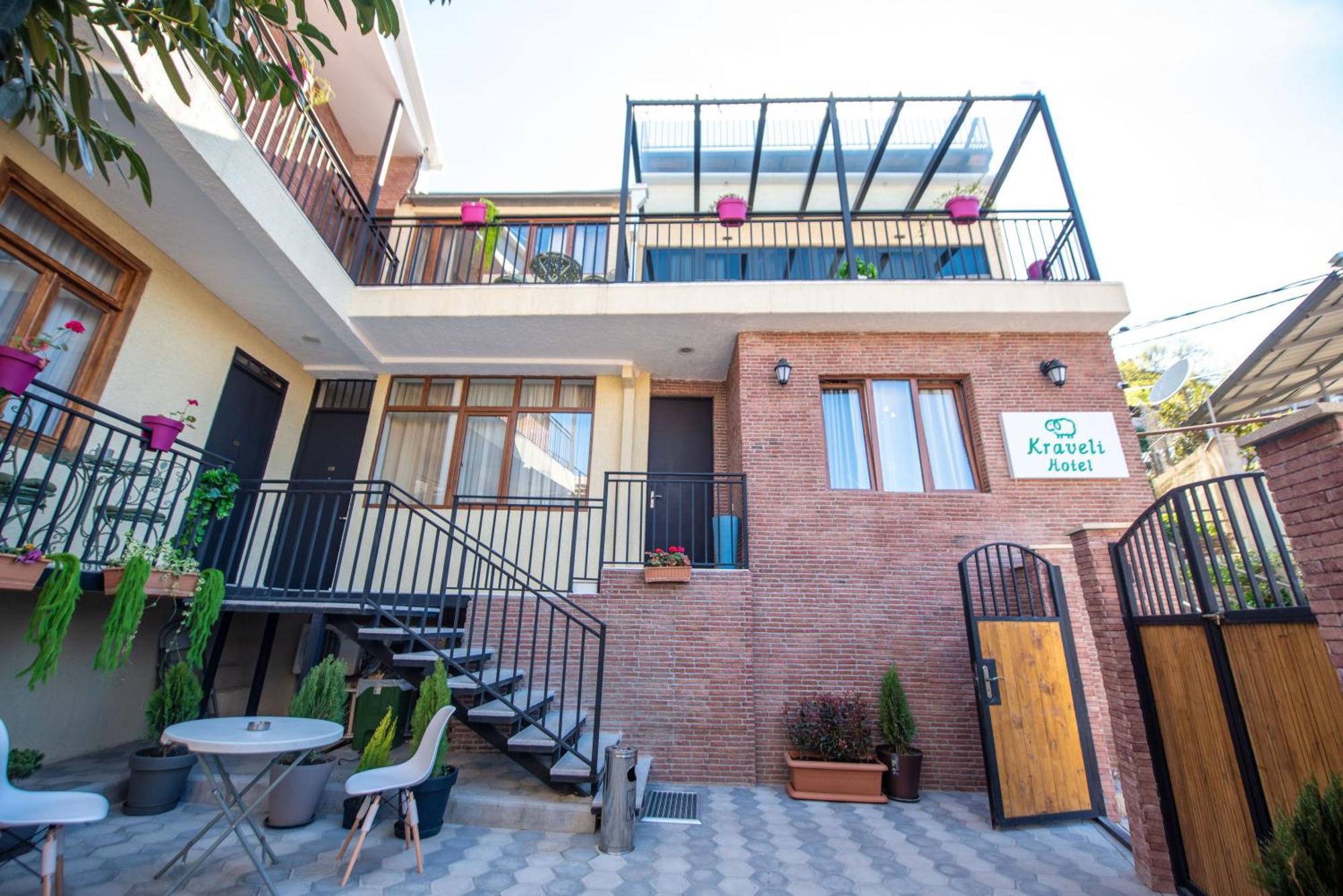 Kraveli Hotel Tbilisi Exterior photo